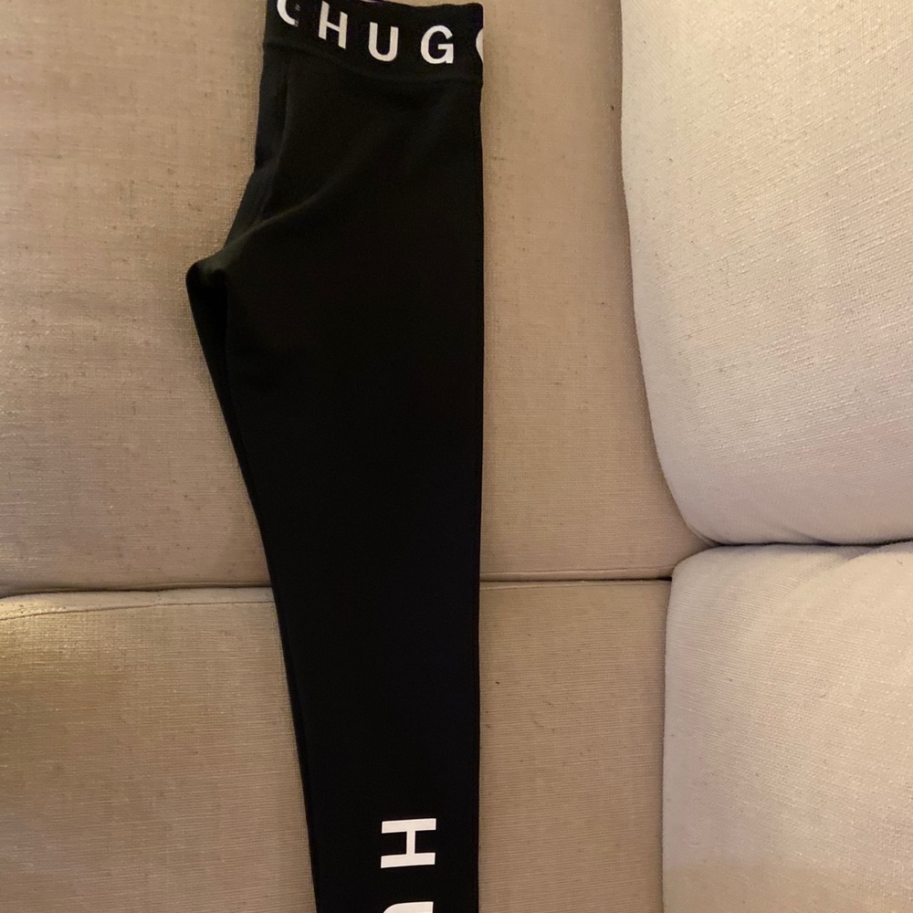Hugo boss size medium leggings!